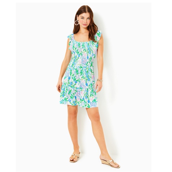 Lilly Pulitzer Dresses & Skirts - NWT LILLY PULITZER Floral Jilly Smocked Dress